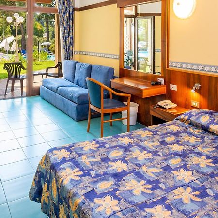 Hotel Royal Garda  Bagian luar foto