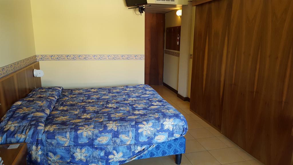 Hotel Royal Garda  Ruang foto