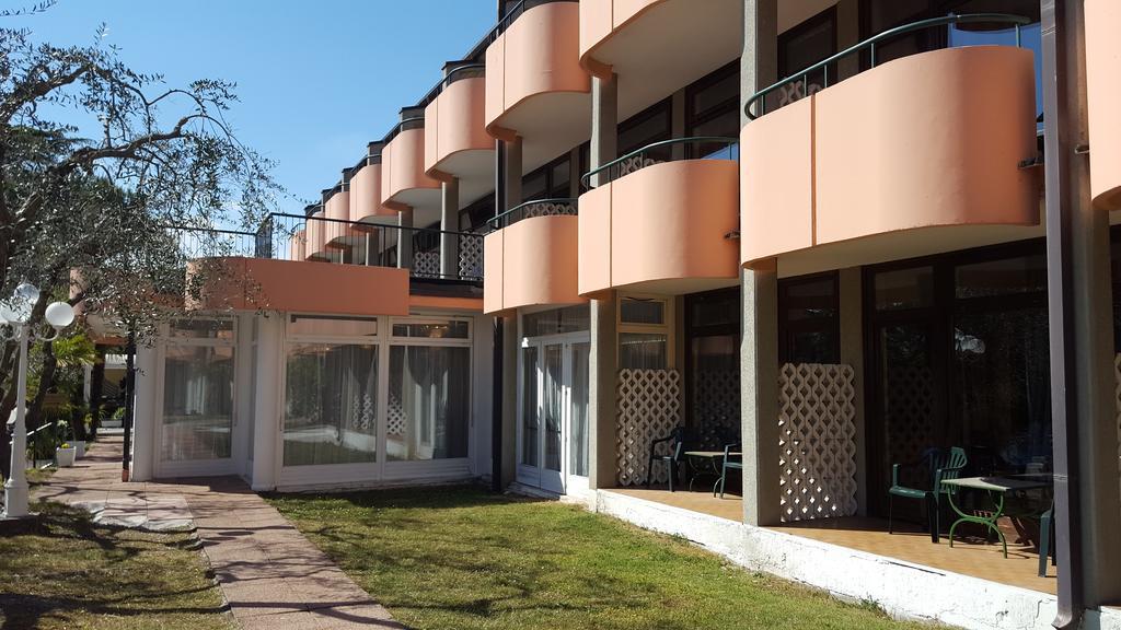 Hotel Royal Garda  Bagian luar foto